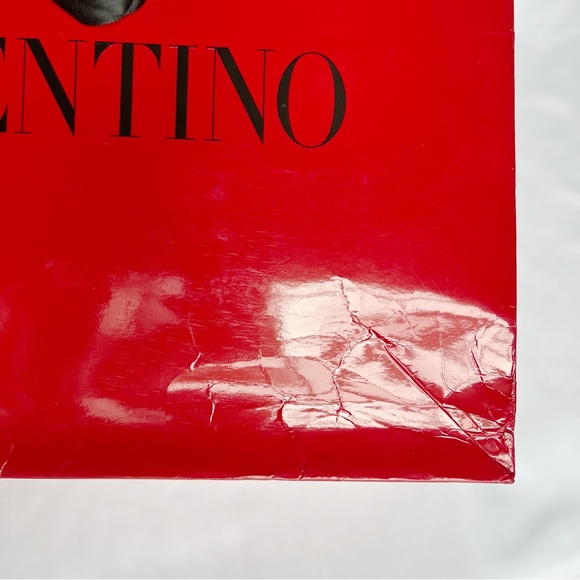 VALENTINO GARAVANI Red Paper Boutique Shopping Bag and Black Satin Ribbon - Picture 3 of 8